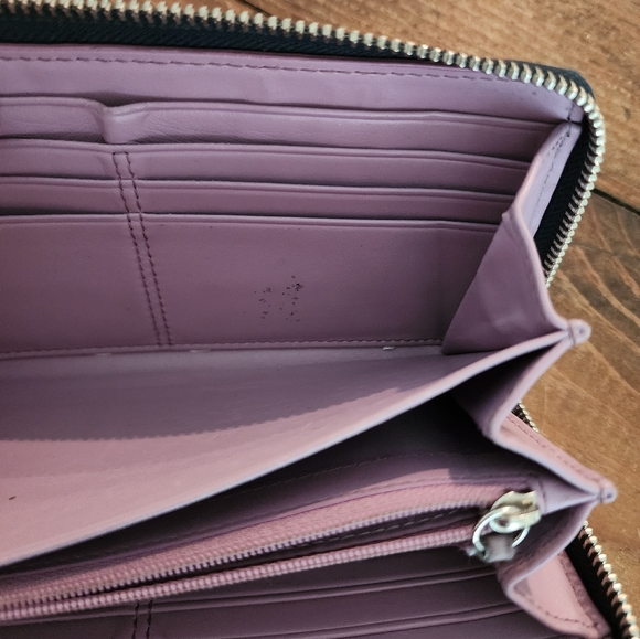 Coach Zip Wallet - Picture 11 of 12